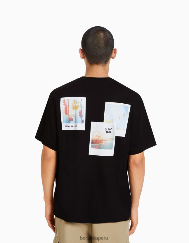 negro Bershka hombres camiseta de manga corta con estampado 806J6B2606
