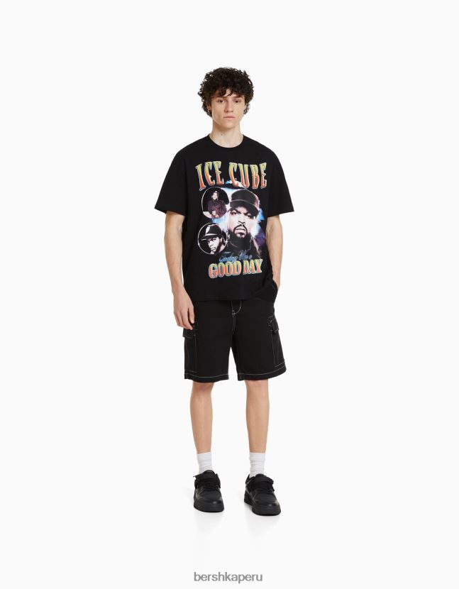 negro Bershka hombres camiseta de manga corta con estampado de cubitos de hielo 806J6B2821