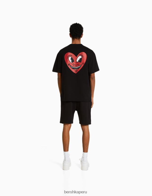 negro Bershka hombres camiseta de manga corta con estampado de keith haring 806J6B2601
