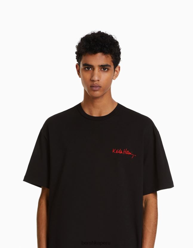 negro Bershka hombres camiseta de manga corta con estampado de keith haring 806J6B2601