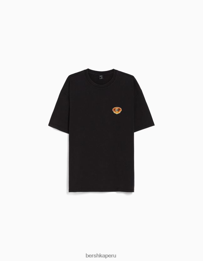 negro Bershka hombres camiseta de manga corta con estampado desteñido y corte cuadrado con parche 806J6B2714
