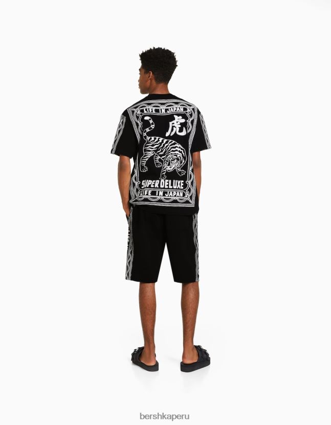 negro Bershka hombres camiseta de manga corta con texto estampado 806J6B2603