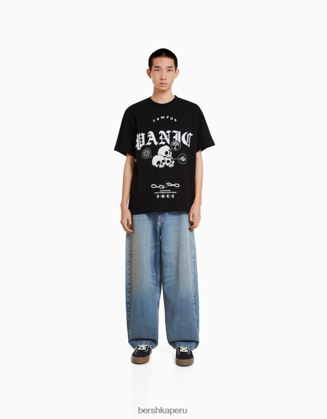 negro Bershka hombres playera de manga corta con estampado boxy fit 806J6B2618