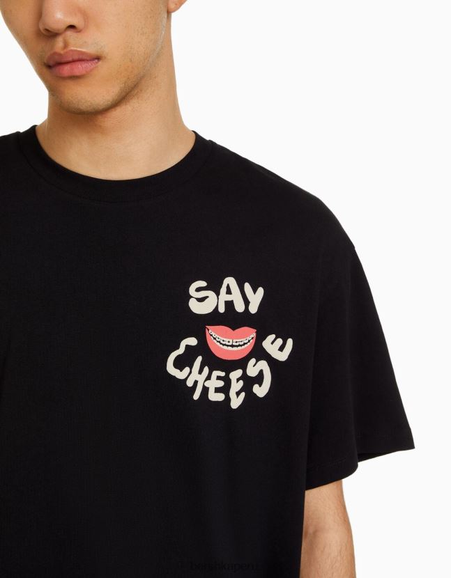 negro Bershka hombres playera de manga corta con estampado boxy fit 806J6B2636