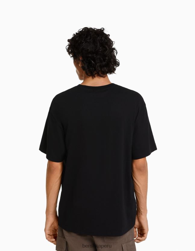 negro Bershka hombres playera de manga corta con estampado boxy fit 806J6B2641