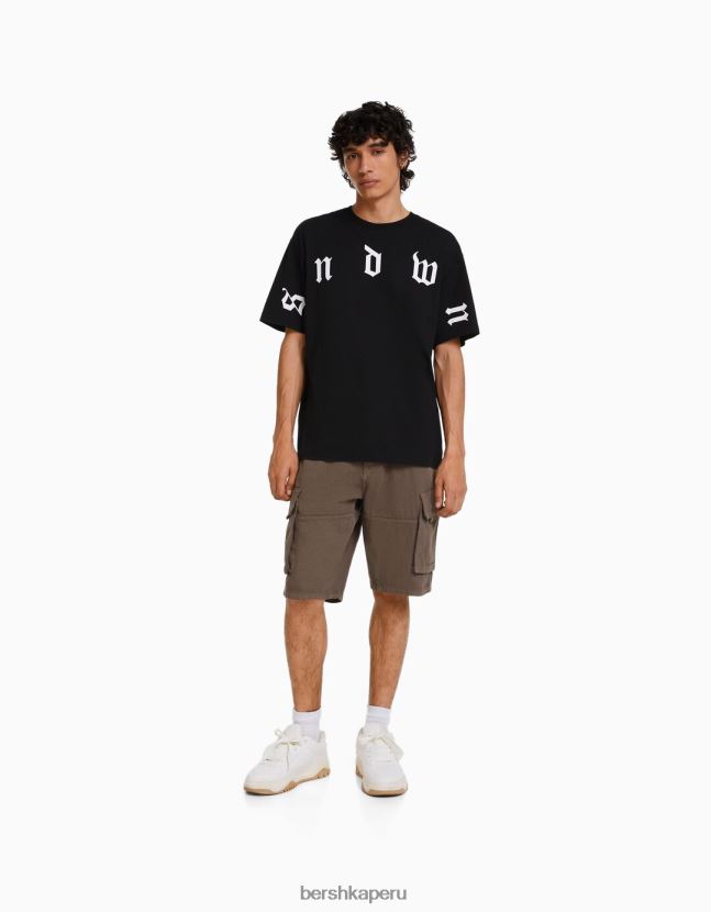 negro Bershka hombres playera de manga corta con estampado boxy fit 806J6B2641