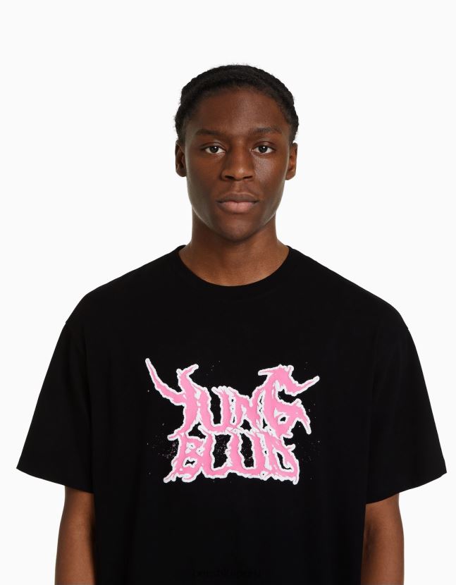 negro Bershka hombres playera de manga corta con estampado de yungblud de corte boxy 806J6B2791