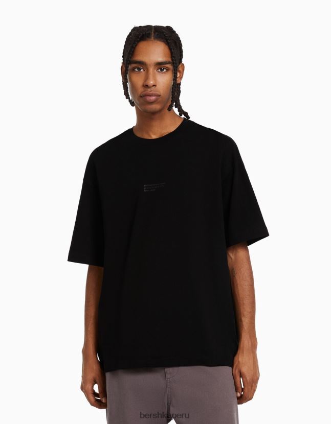 negro Bershka hombres playera oversize de manga corta estampada 806J6B2687