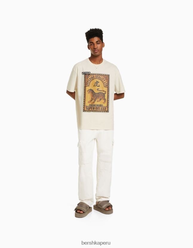otro Bershka hombres camiseta de manga corta con parche de malla bordado 806J6B2604