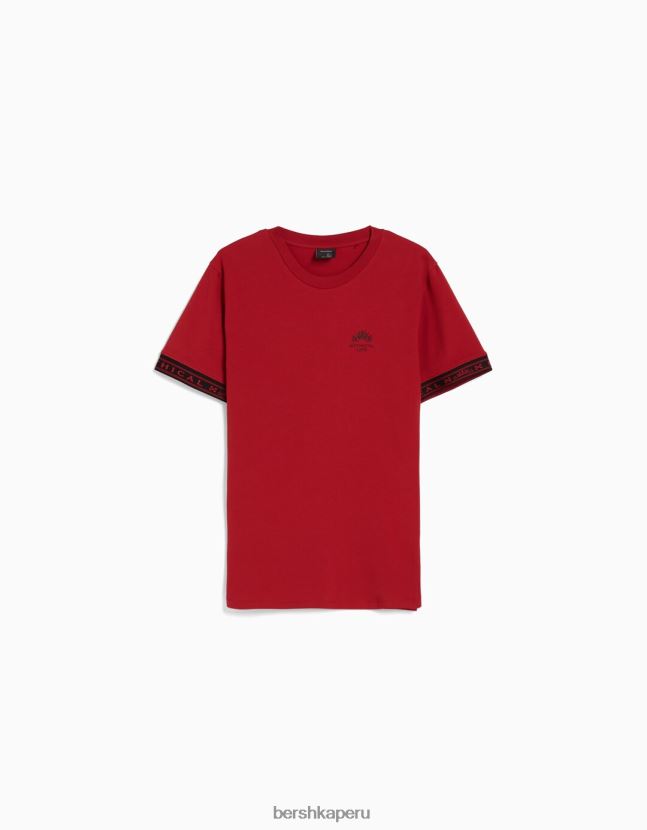 rojo Bershka hombres camiseta muscle fit de manga corta con detalle de rayas 806J6B2692