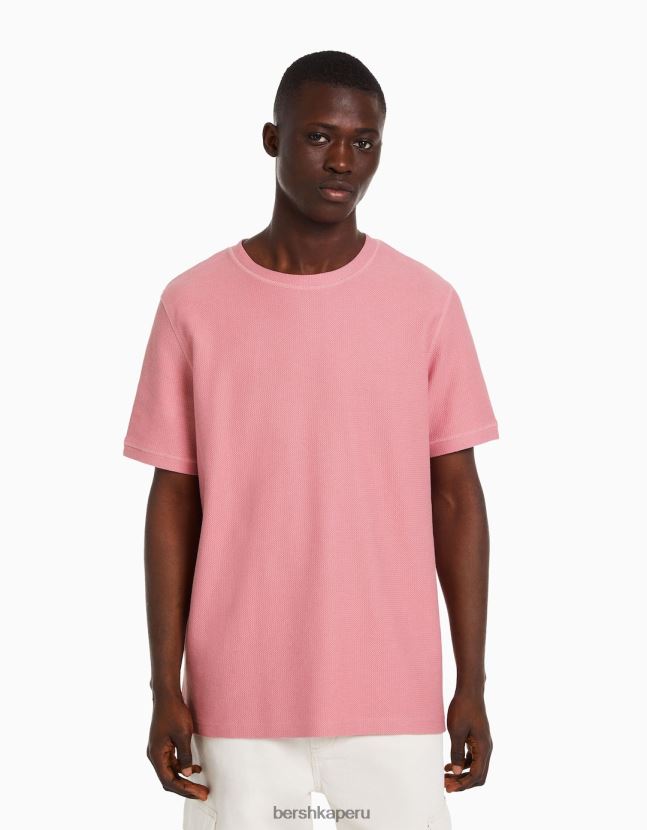 rosa Bershka hombres camiseta texturizada de manga corta 806J6B2774