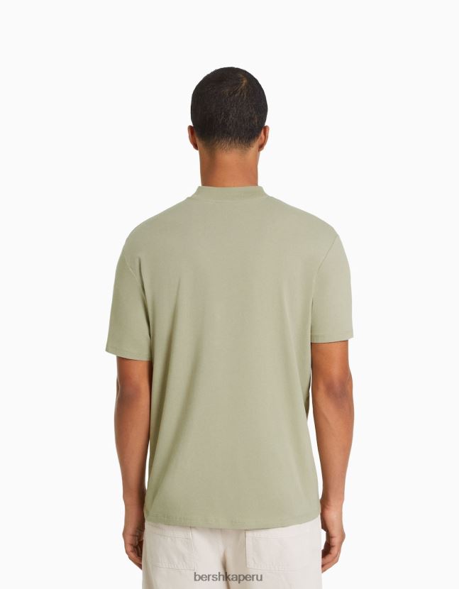 verde Bershka hombres camiseta de manga corta con cuello alto 806J6B2743