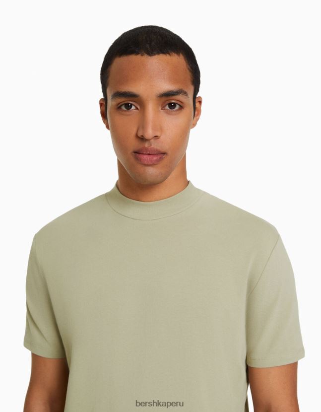 verde Bershka hombres camiseta de manga corta con cuello alto 806J6B2743
