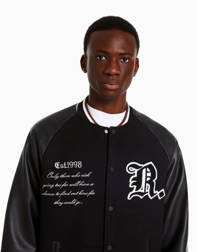 negro Bershka hombres chamarra bomber de tela gruesa y piel sintética 806J6B3093