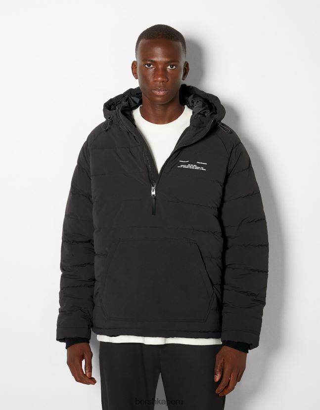 negro Bershka hombres chaqueta acolchada con bolsillo tipo canguro 806J6B3059
