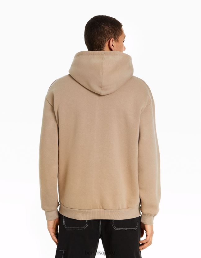 camello Bershka hombres sudadera con capucha de gran tamaño 806J6B2959