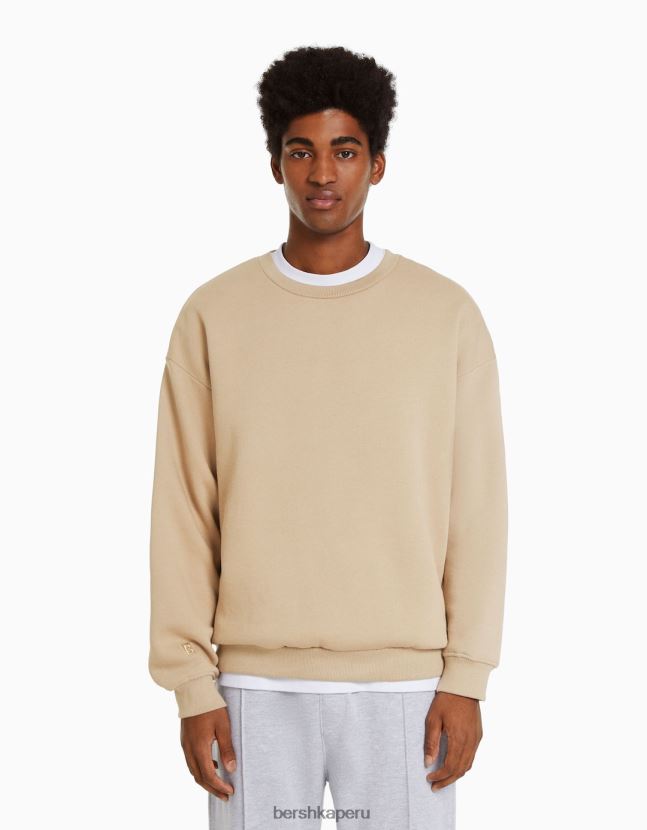 camello Bershka hombres sudadera oversize con cuello redondo 806J6B2990