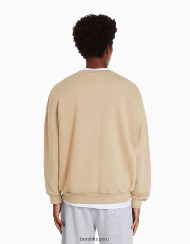 camello Bershka hombres sudadera oversize con cuello redondo 806J6B2990