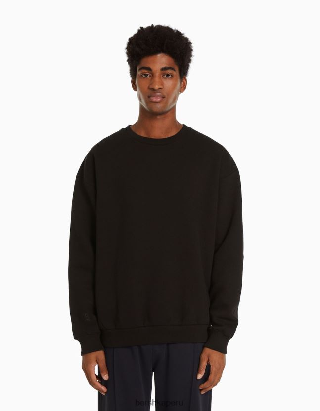 negro Bershka hombres sudadera oversize con cuello redondo 806J6B2994