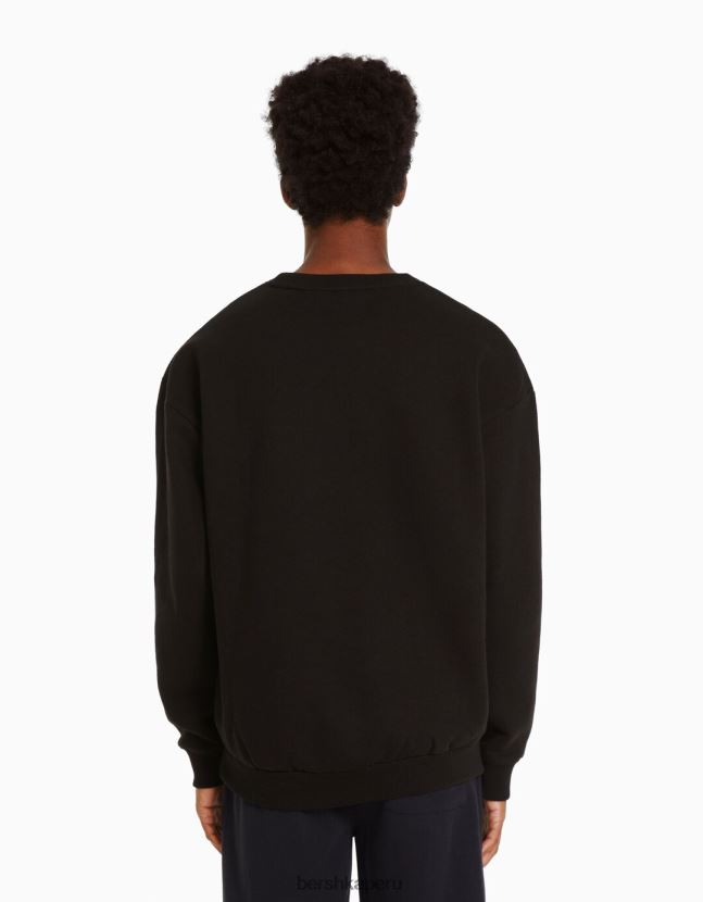 negro Bershka hombres sudadera oversize con cuello redondo 806J6B2994