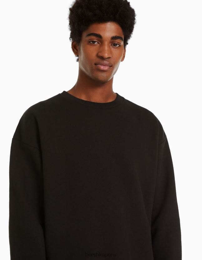 negro Bershka hombres sudadera oversize con cuello redondo 806J6B2994