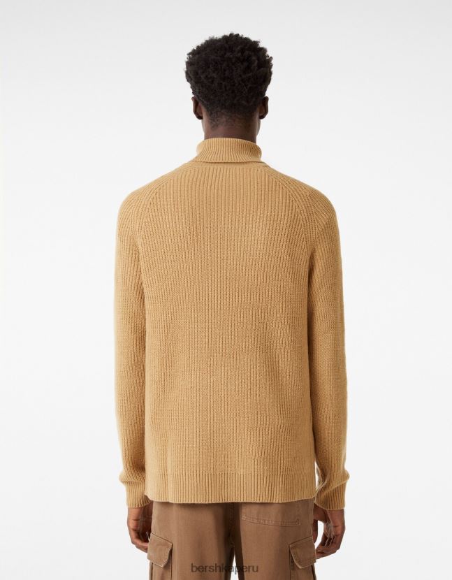camello Bershka hombres suéter grueso con cuello alto 806J6B3017