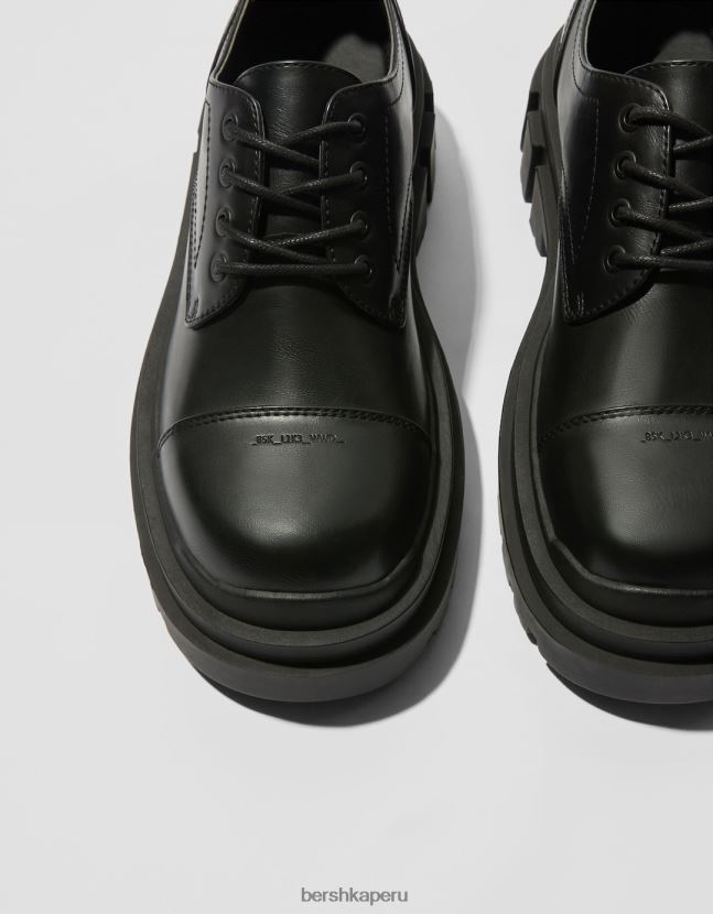 negro Bershka hombres zapatos de vestir con suela track 806J6B3458