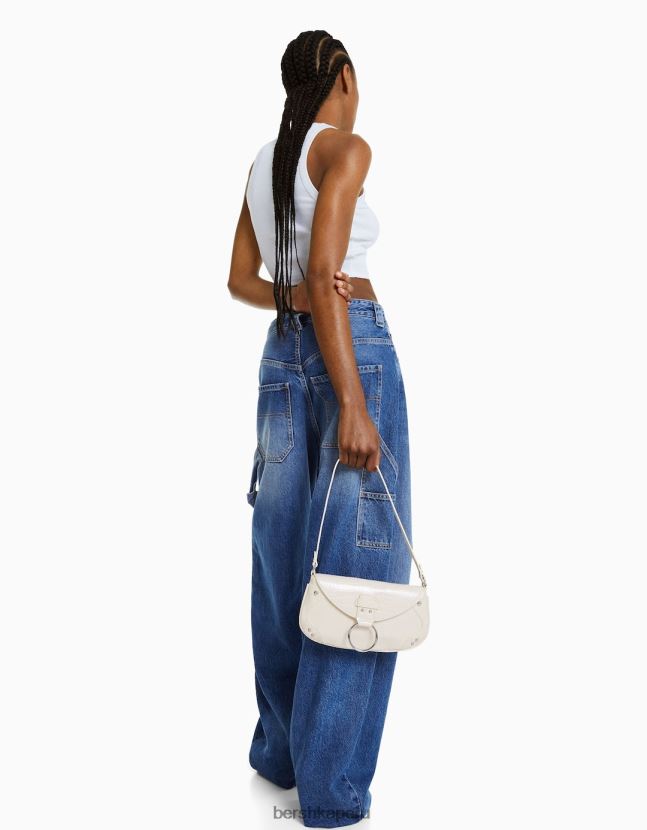 crema Bershka mujer bolso con asa y solapa de anilla 806J6B2413