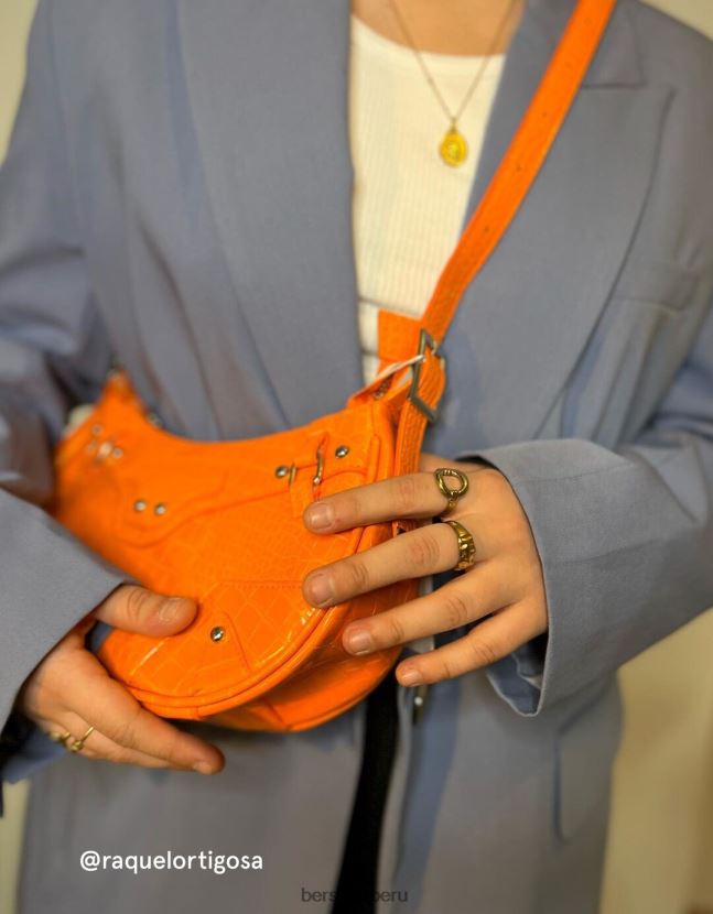 naranja Bershka mujer bolso de piel sintética con tachuelas y correa 806J6B2371