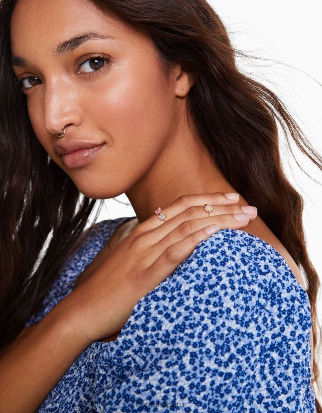 oro Bershka mujer juego de 7 anillos de esmalte con cuentas 806J6B2528