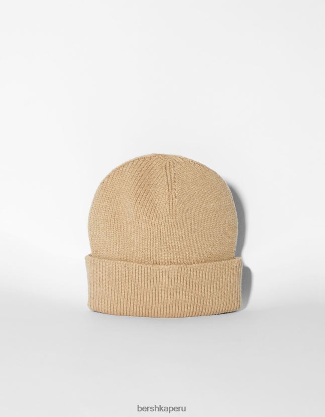 arena Bershka mujer gorro corto 806J6B2559