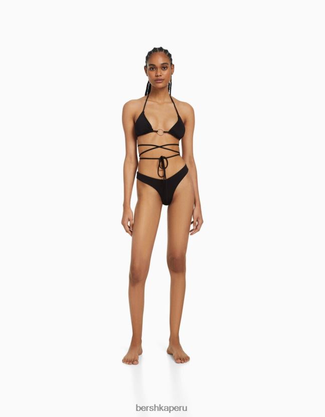 negro Bershka mujer parte de arriba de bikini con detalle de anilla 806J6B1797