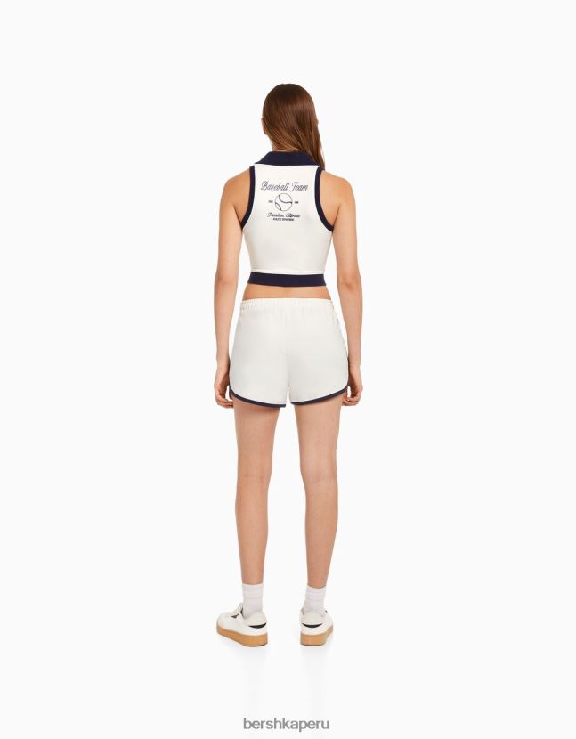 crema Bershka mujer conjunto de sudadera y shorts estampados sin mangas 806J6B2053