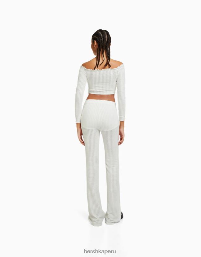 crema Bershka mujer pantalones acampanados de punto abierto 806J6B2041