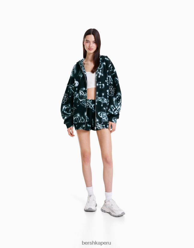 negro Alehsy x Bershka mujer conjunto de sudadera estampada y bermudas 806J6B1213