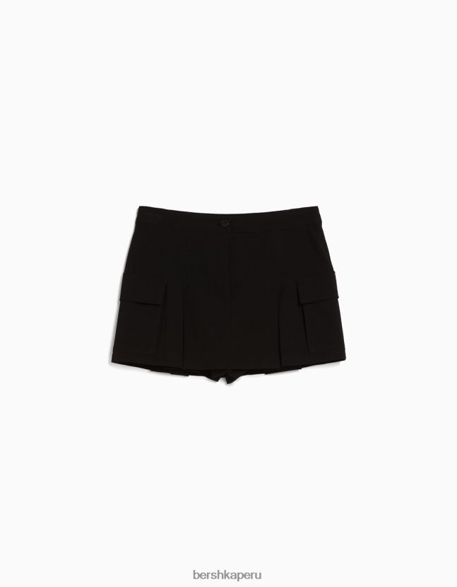 negro Bershka mujer conjunto de blazer cropped y falda de sastre 806J6B2012