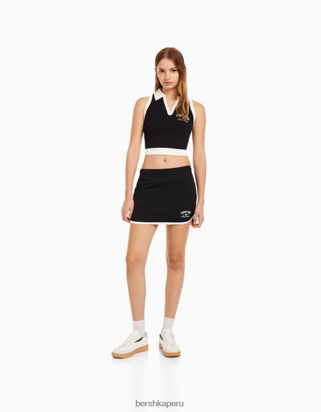 negro Bershka mujer conjunto de sudadera y falda pantalón estampada sin mangas 806J6B2043