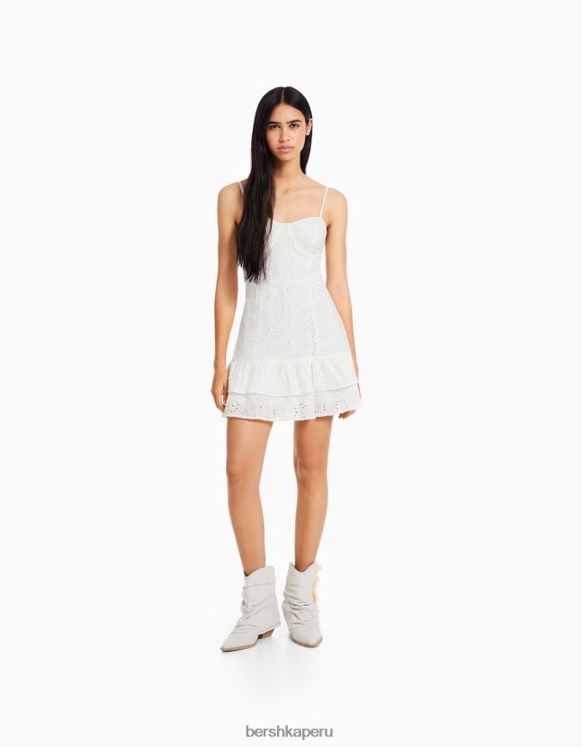 blanco Bershka mujer minivestido con volantes y bordado suizo 806J6B117