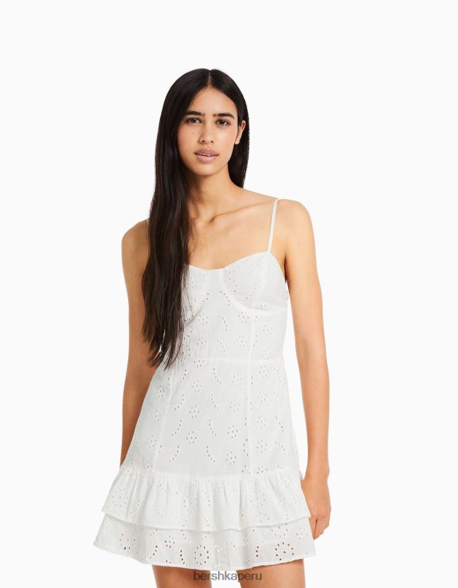 blanco Bershka mujer minivestido con volantes y bordado suizo 806J6B117