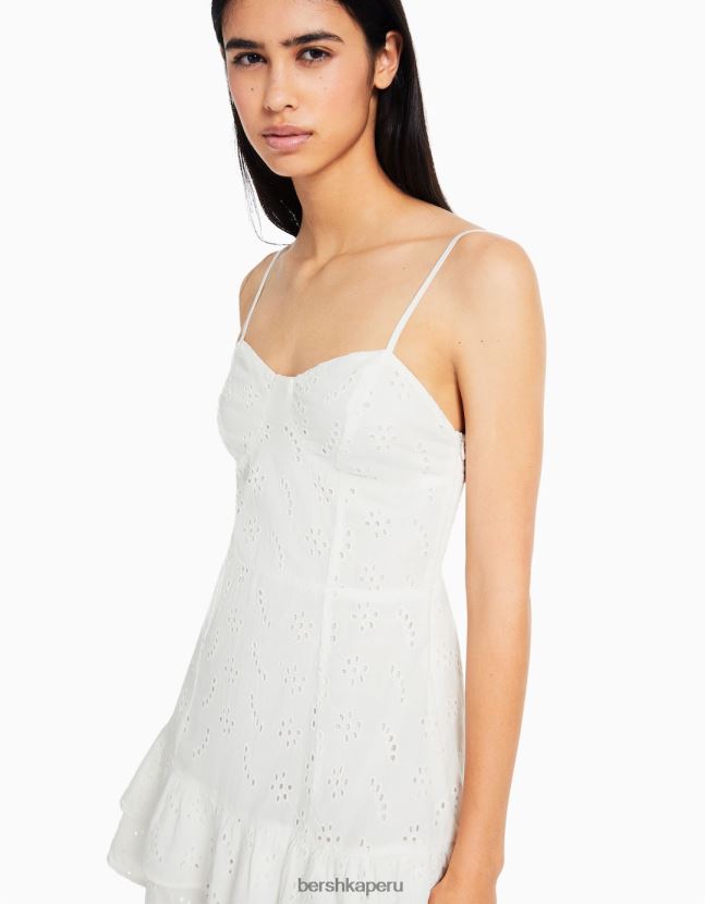 blanco Bershka mujer minivestido con volantes y bordado suizo 806J6B117