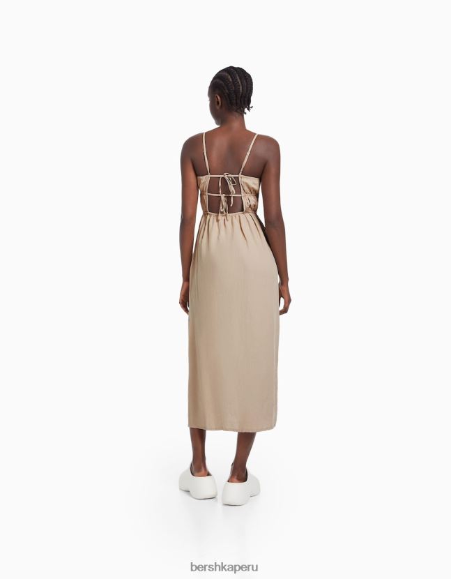 camello Bershka mujer vestido midi de mezcla de lino con tirantes 806J6B14