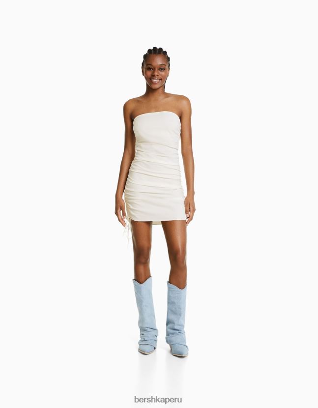 crema Bershka mujer mini vestido ajustado con fruncido en el lateral 806J6B226