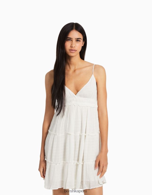 crema Bershka mujer mini vestido con tirantes con volantes 806J6B80