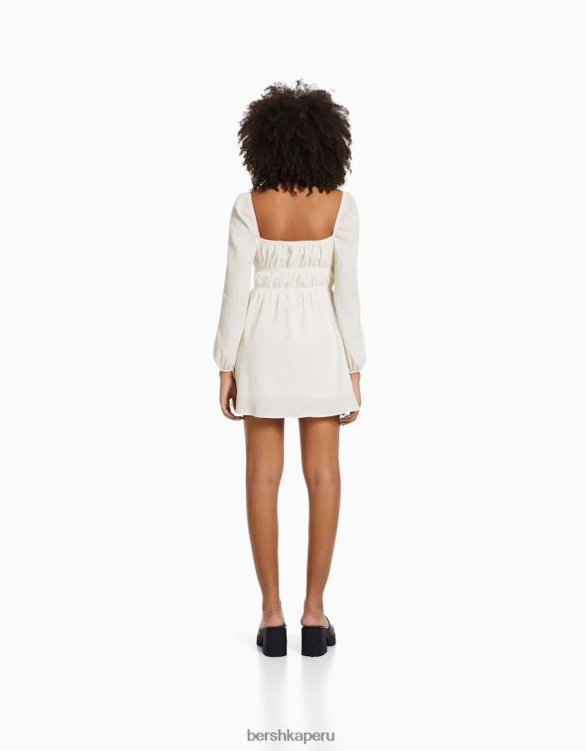 crema Bershka mujer vestido corto de manga larga con tejido texturizado 806J6B224