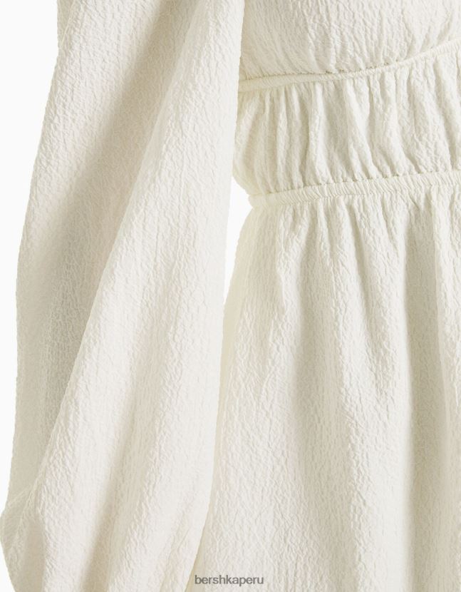 crema Bershka mujer vestido corto de manga larga con tejido texturizado 806J6B224