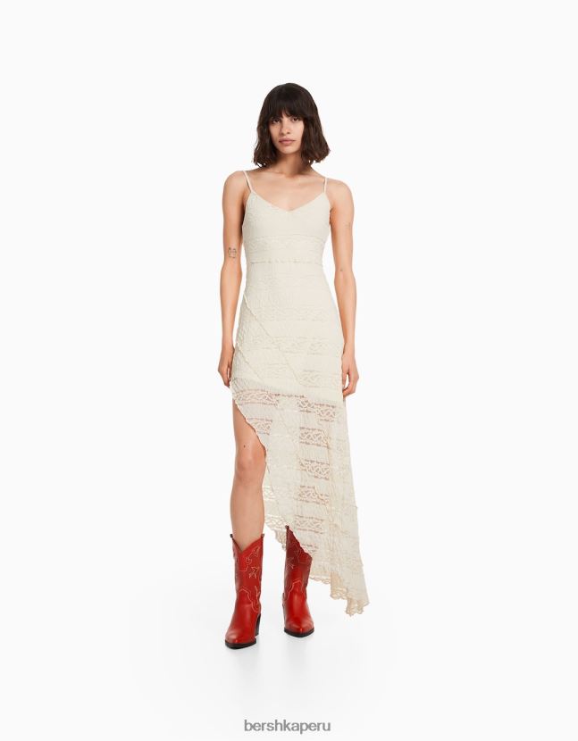 crema Bershka mujer vestido largo asimétrico de encaje con tirantes 806J6B100