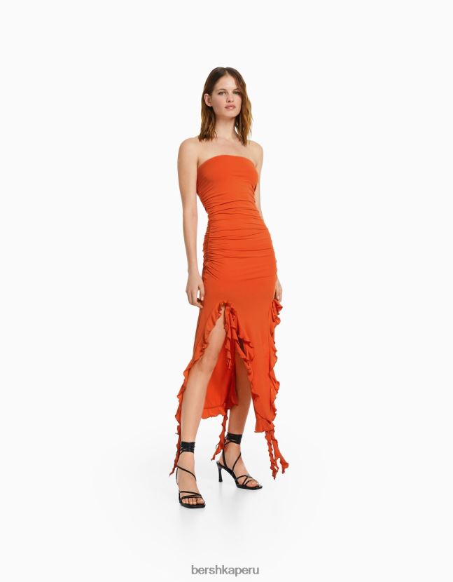 naranja Bershka mujer vestido largo con hombros descubiertos y volantes 806J6B1838