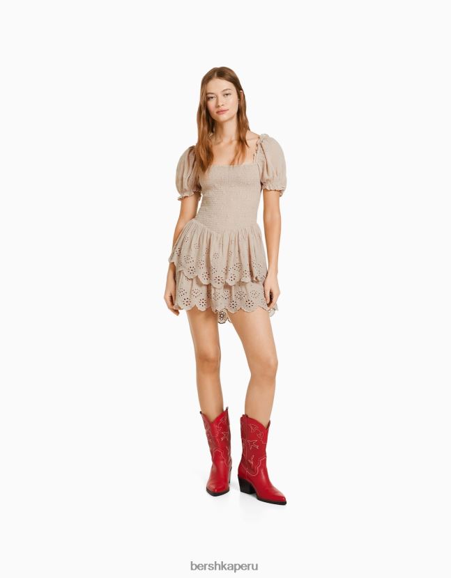 rosa Bershka mujer mini vestido de manga corta con bordado suizo y volantes 806J6B180
