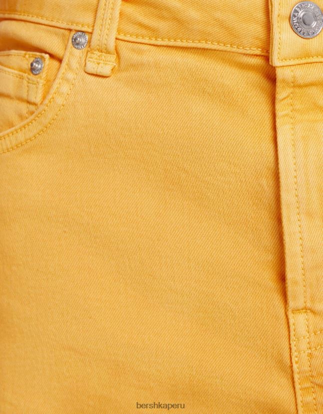 amarillo Bershka mujer shorts de sarga confort con dobladillos vueltos 806J6B1697