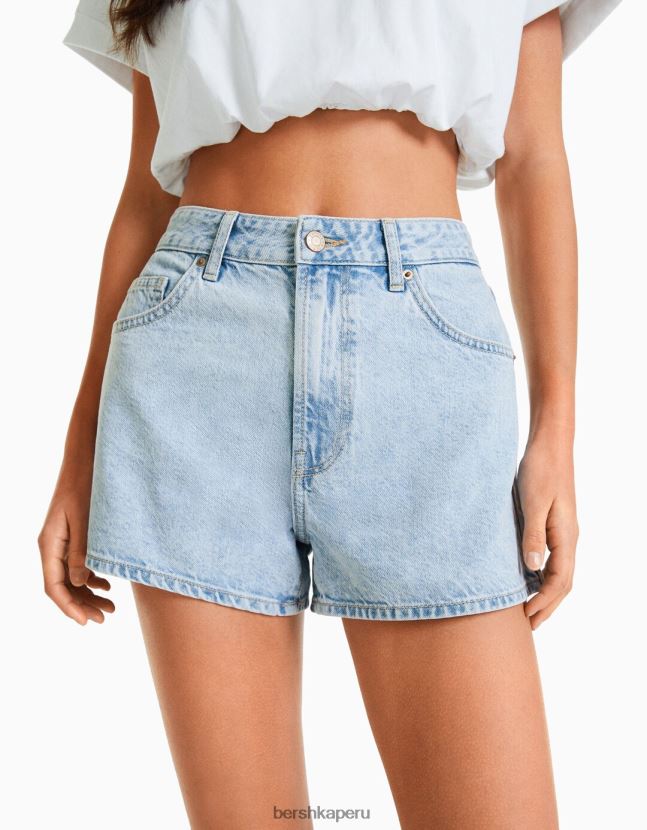 azul claro Bershka mujer shorts de mezclilla mom fit 806J6B1679